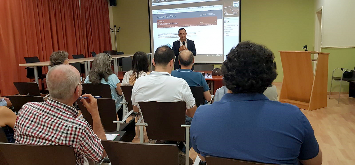 Expertos de las universidades de Deusto y del Algarve acercan su experiencia innovadora en aprendizaje
