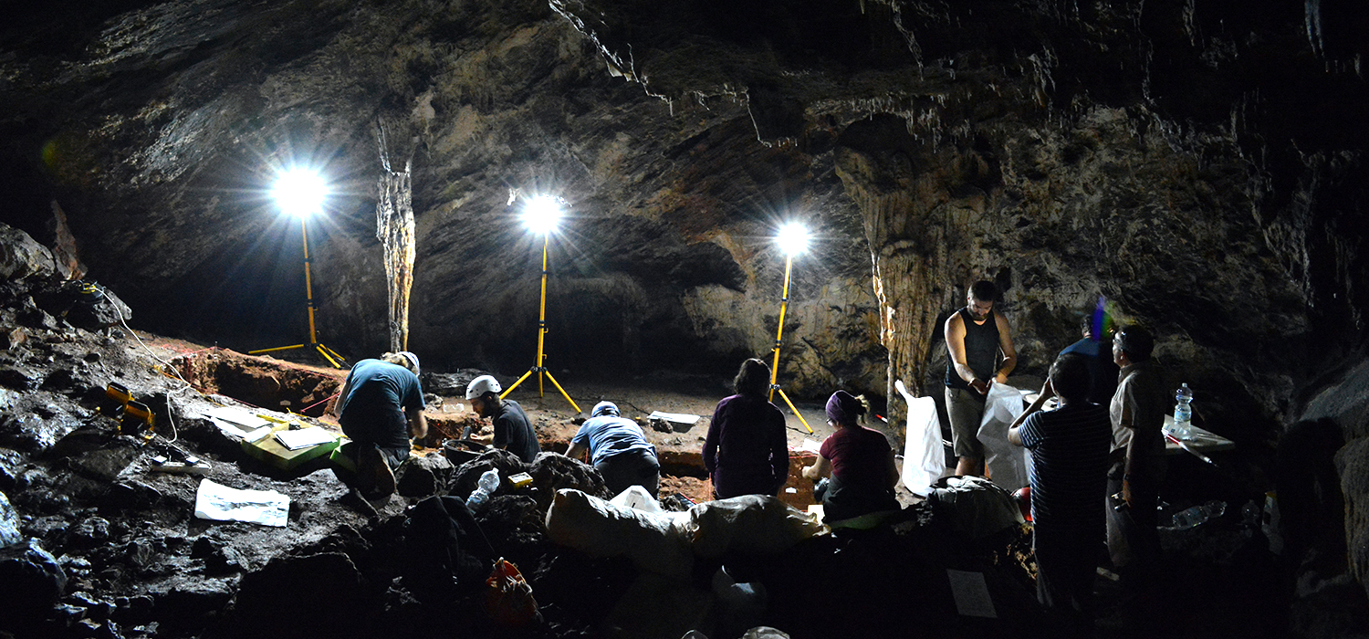 Investigadores de la UCA y del Neandertal Museum inician nuevas excavaciones en Cueva de Ardales y Sima de las Palomas