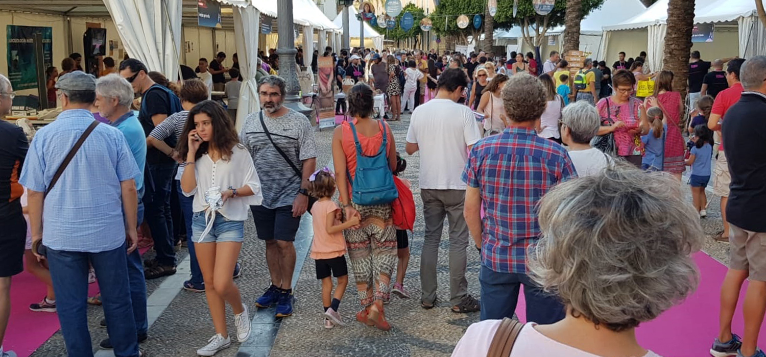Unas 8.000 personas disfrutan de la Noche Europea de los Investigadores de la UCA en Jerez