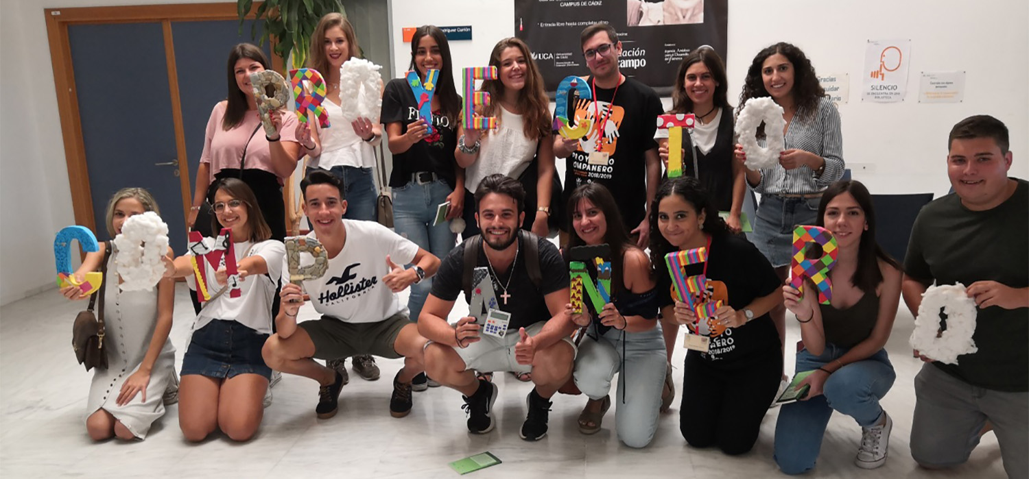 La Jornada de Acogida del Proyecto Compañero aglutina casi 500 estudiantes de nuevo ingreso en el Campus de Jerez
