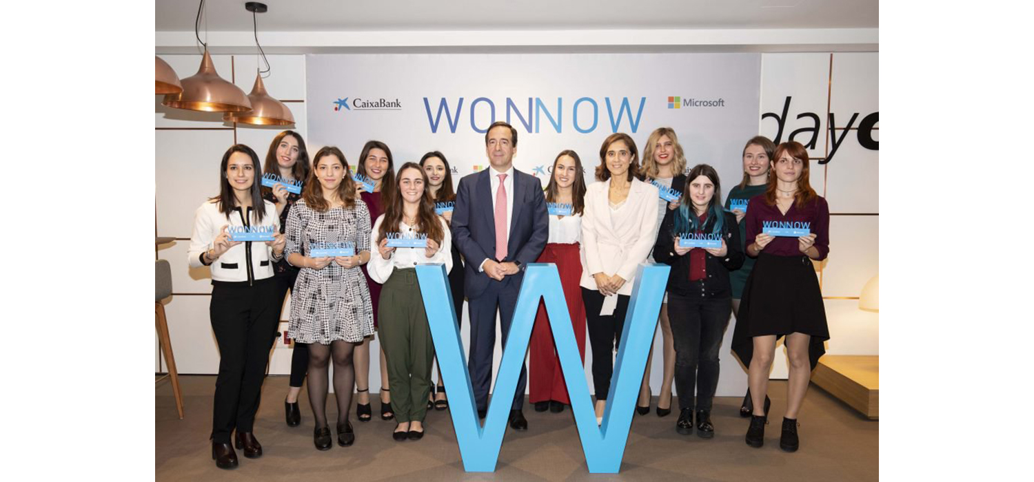 La estudiante de la UCA Carlota Armillas gana el premio WONNOW 2018 al mejor expediente académico de España