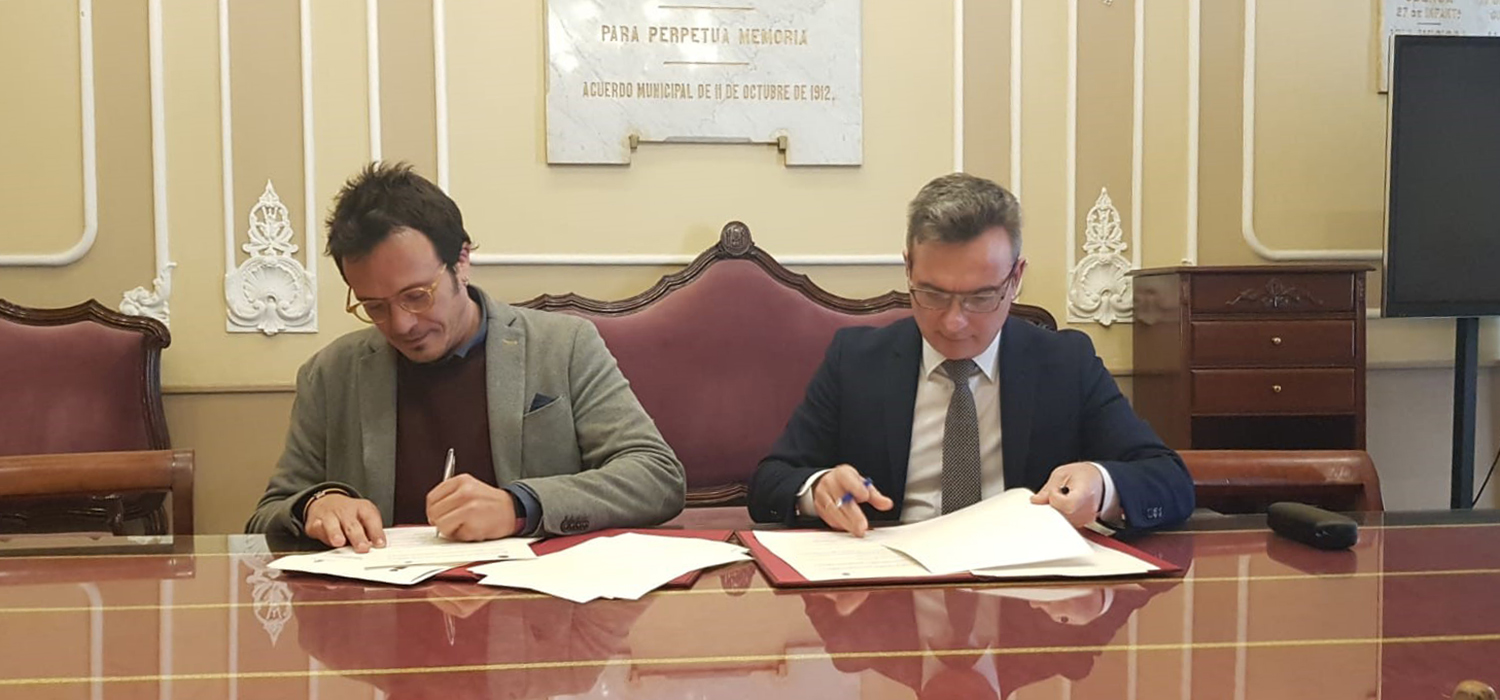 UCA y Ayuntamiento de Cádiz firman un acuerdo para articular la colaboración del consistorio gaditano en ‘InnovAzul 2018’