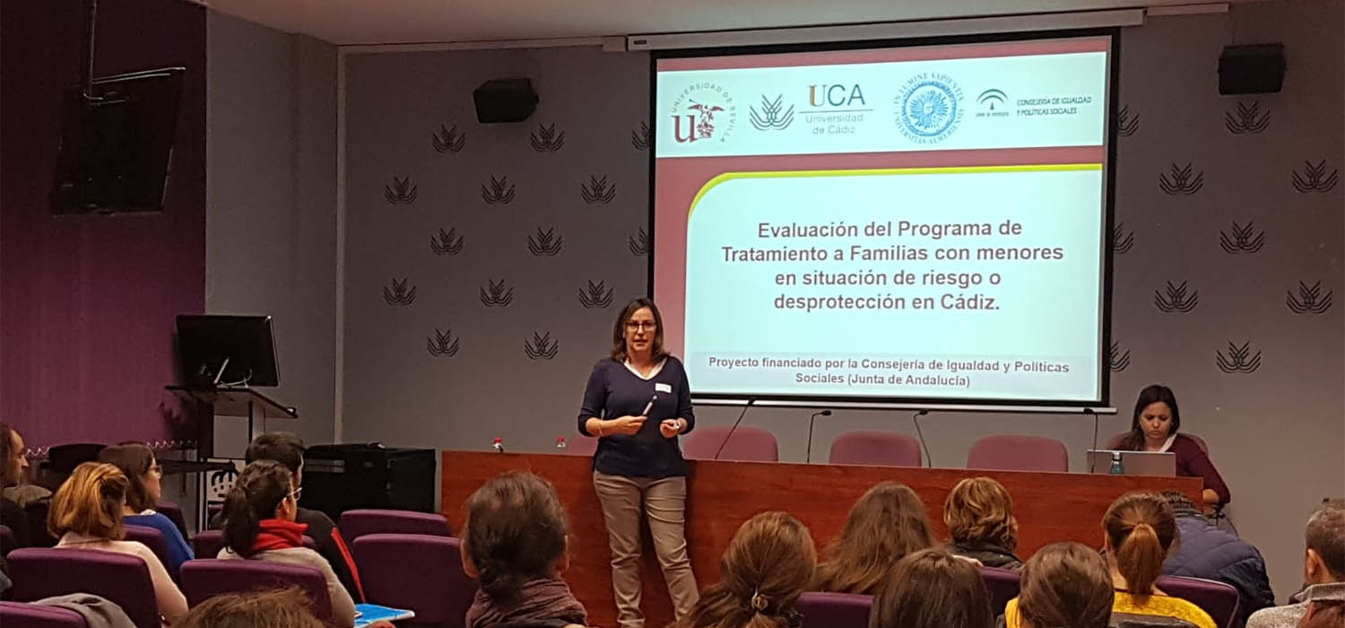 La UCA participa en la evaluación del Programa Andaluz de Tratamiento a Familias con menores en riesgo psicosocial