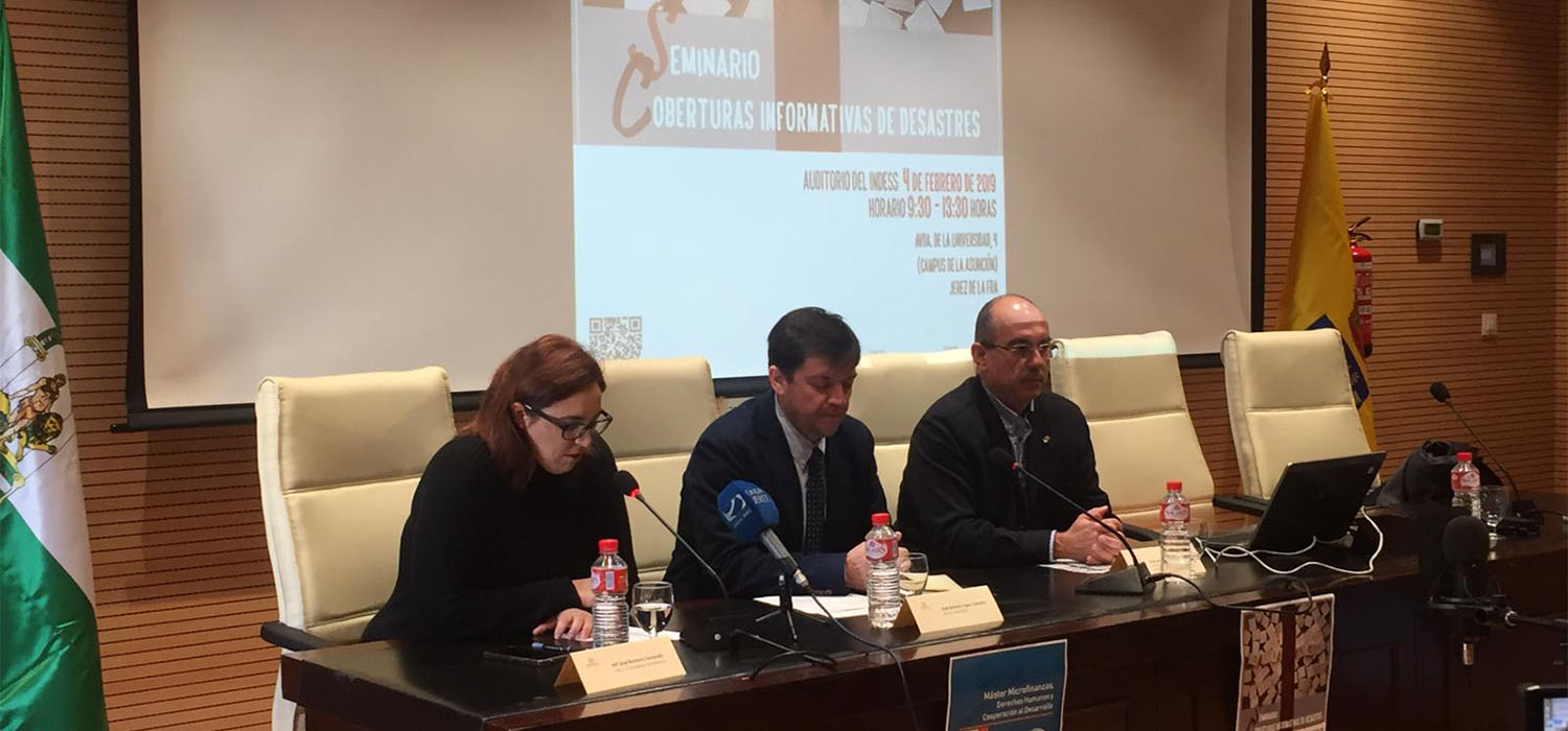 Universitarios y profesionales debaten sobre la ‘Cobertura Periodística de los Desastres’ en el Campus de Jerez