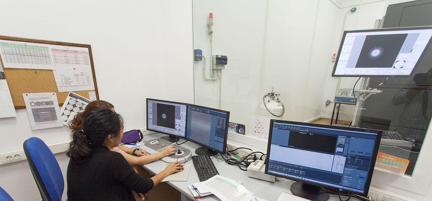 La UCA refuerza su posicionamiento internacional en microscopia electrónica a través del proyecto ‘ESTEEM3’