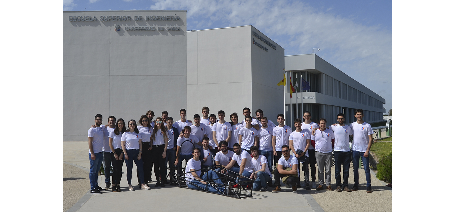 150 estudiantes de la UCA diseñan y construyen un monoplaza que competirá en Montmeló