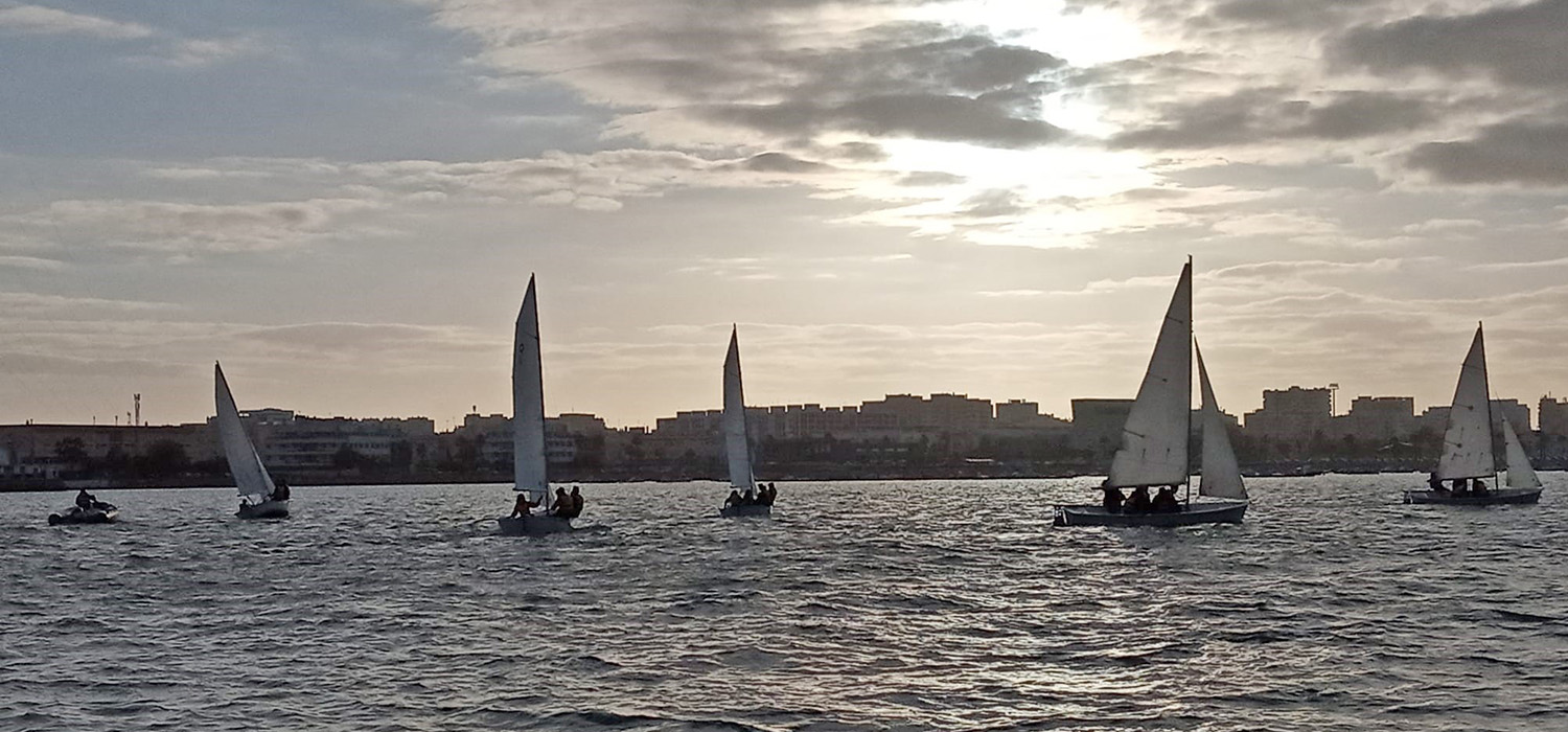 La UCA celebra su segunda regata universitaria en la Bahía de Cádiz