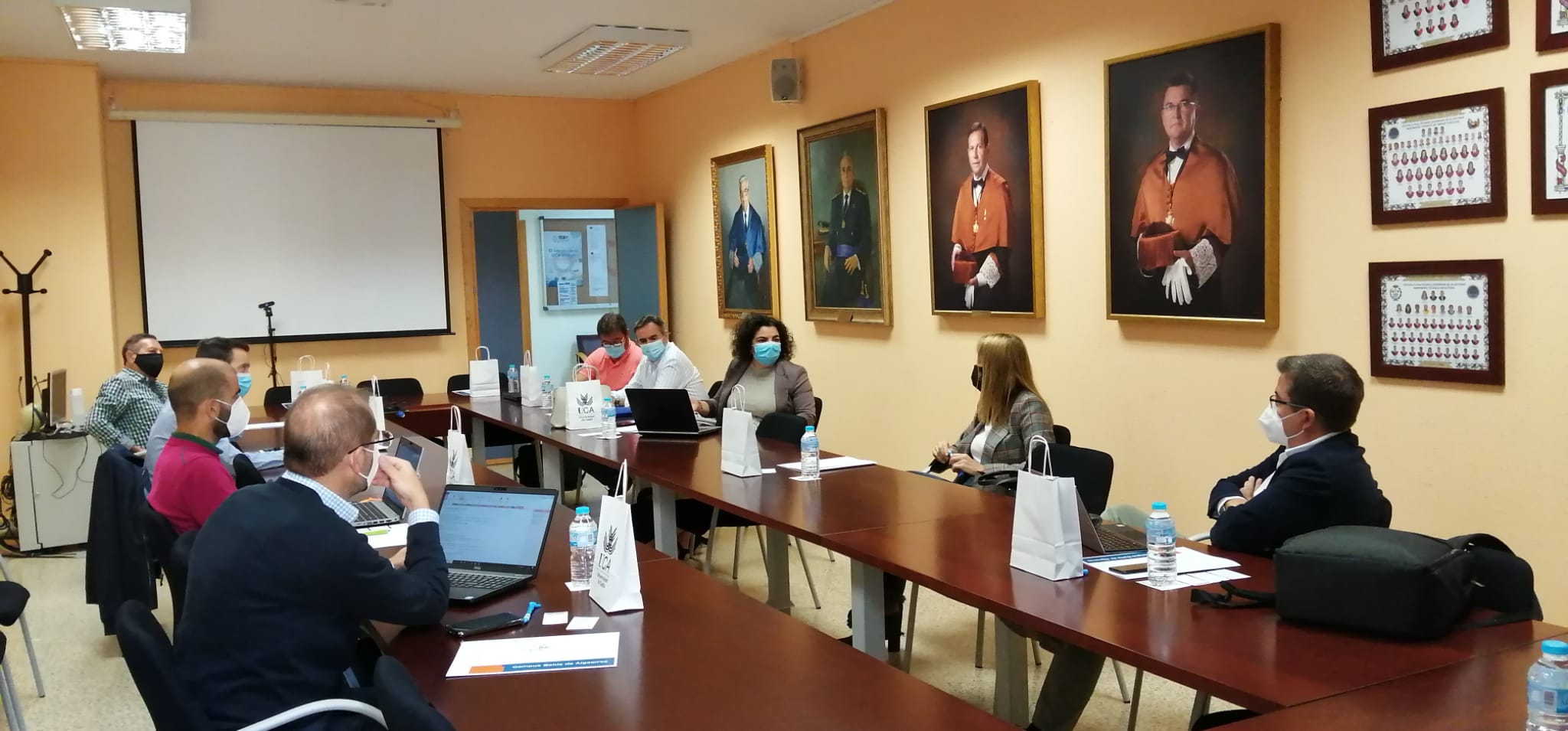 El Campus Bahía de Algeciras acoge una reunión con el grupo de trabajo CIL 4.0 de la Agencia Idea