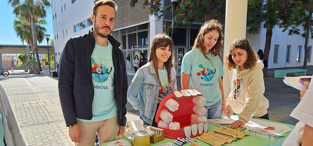 Estudiantes y docentes de Enfermería impulsan las Jornadas ‘Promoción de Hábitos Saludables’ en Jerez