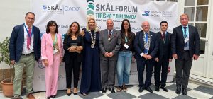 La UCA impulsa el debate sobre el futuro del turismo en el I Foro de Turismo Skal Internacional d...