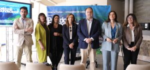 La Universidad de Cádiz presenta un innovador proyecto que fusiona ciencia y arte para la conserv...